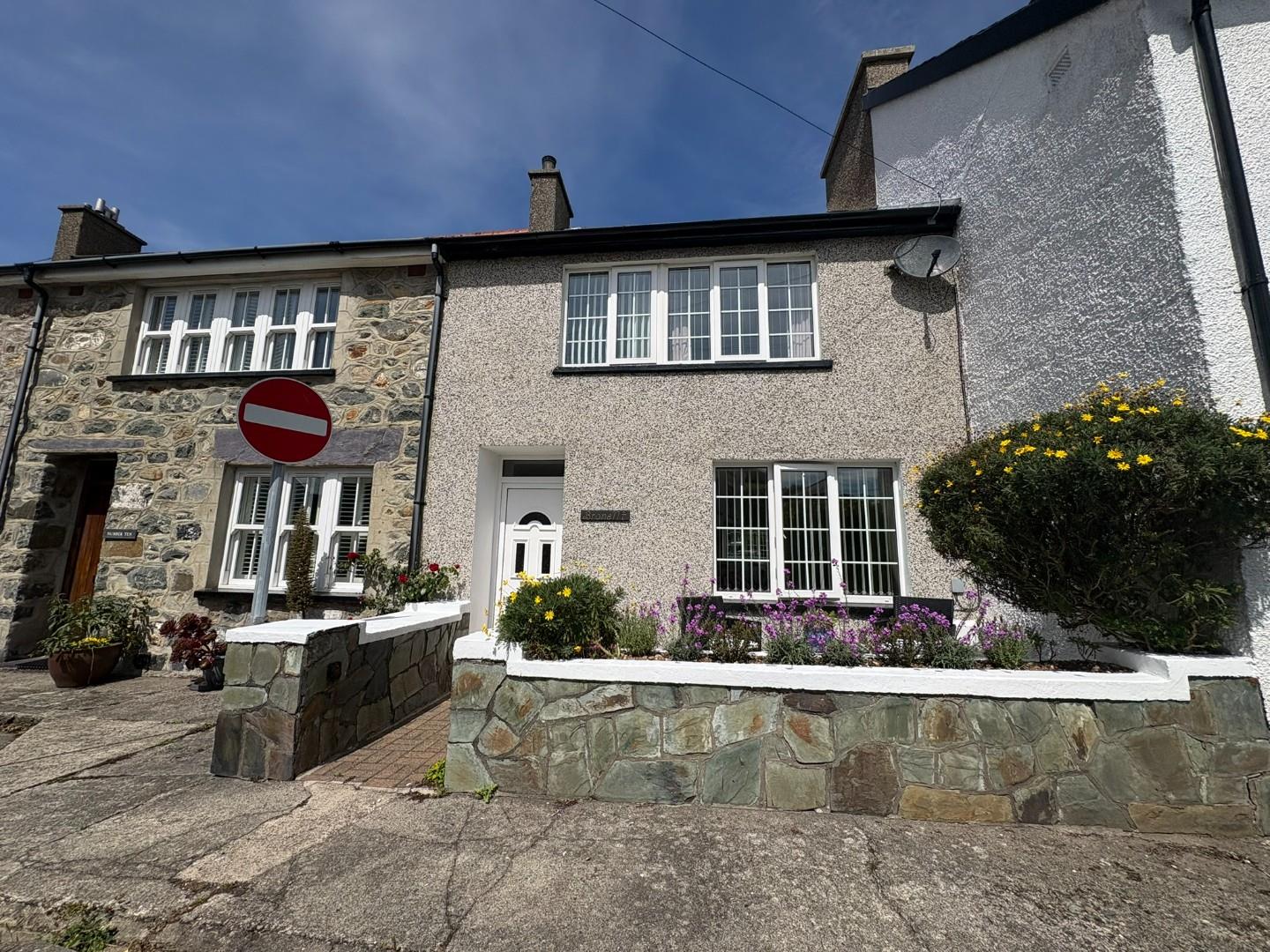 Castle Square, Criccieth